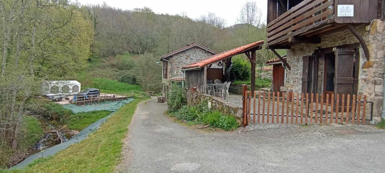 Le Gite Des Trois Ruisseaux Fougaron Exteriér fotografie